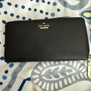 Black Kate Spade wallet